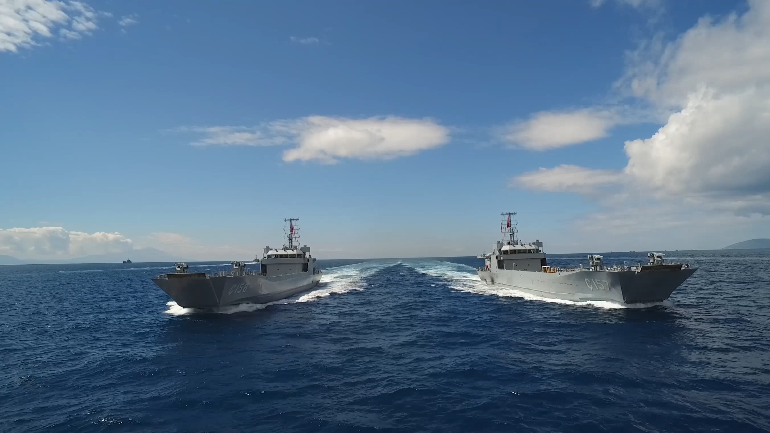 Landing Craft Tank (LCT)